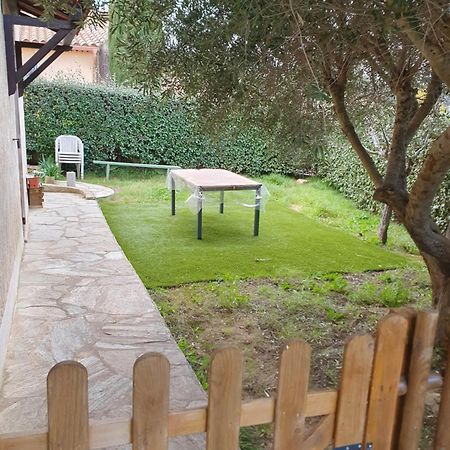 Appartement T2 bas de villa avec jardinet au calme proche mer La Seyne-sur-Mer Extérieur photo